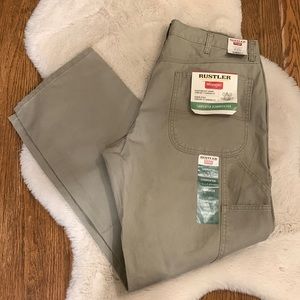 NWT. Wrangler heavy duty pant